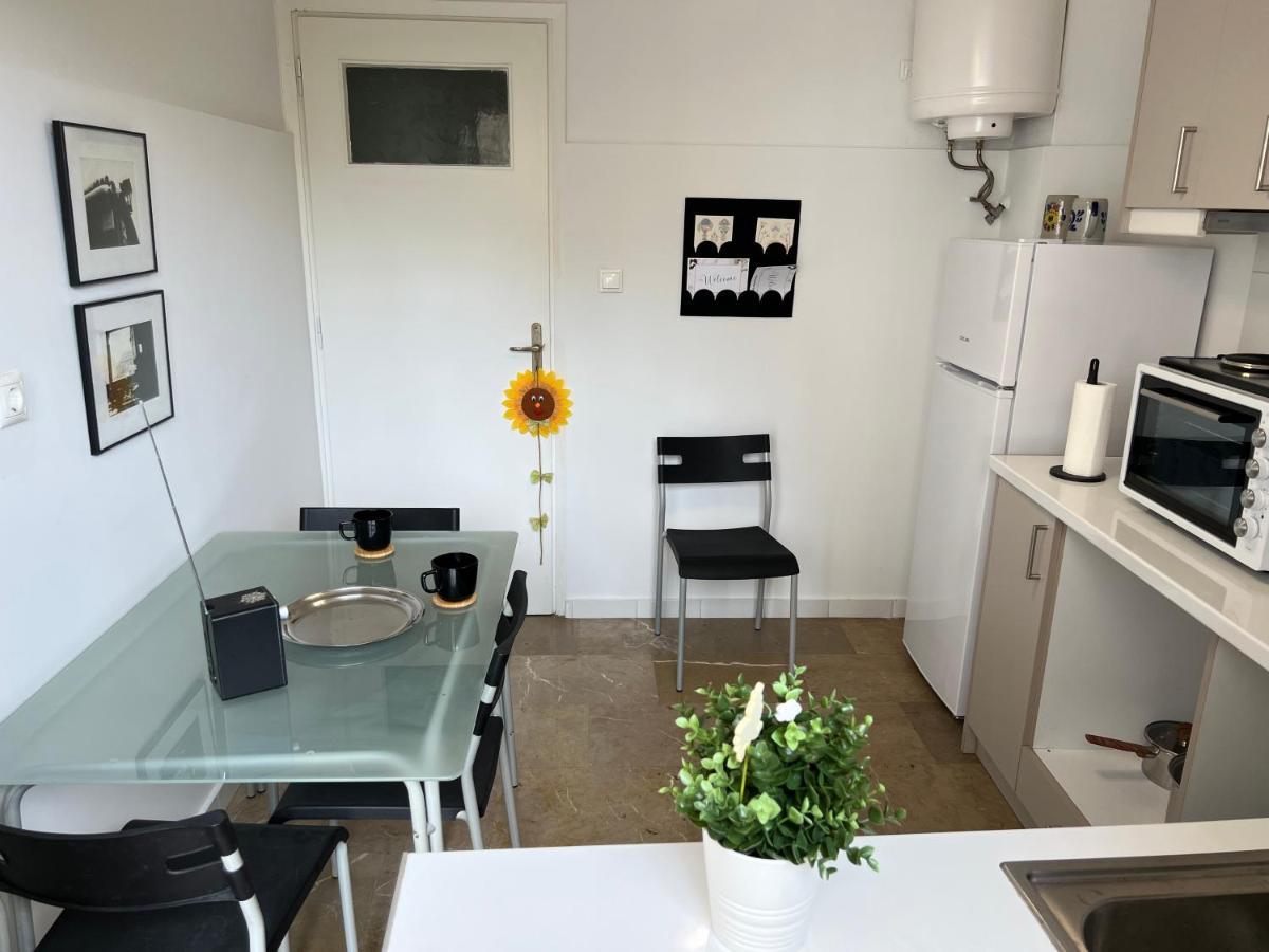 Agios Eleftherios Metro St. 2 Bedrms 4 Pers. Flat Atenas Exterior foto